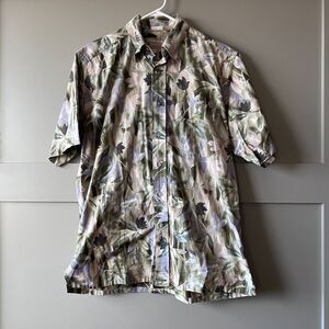 Andy Mohan‎ Hawaiian Aloha Shirt Men Medium Green Floral Leaves Buttons Tropical